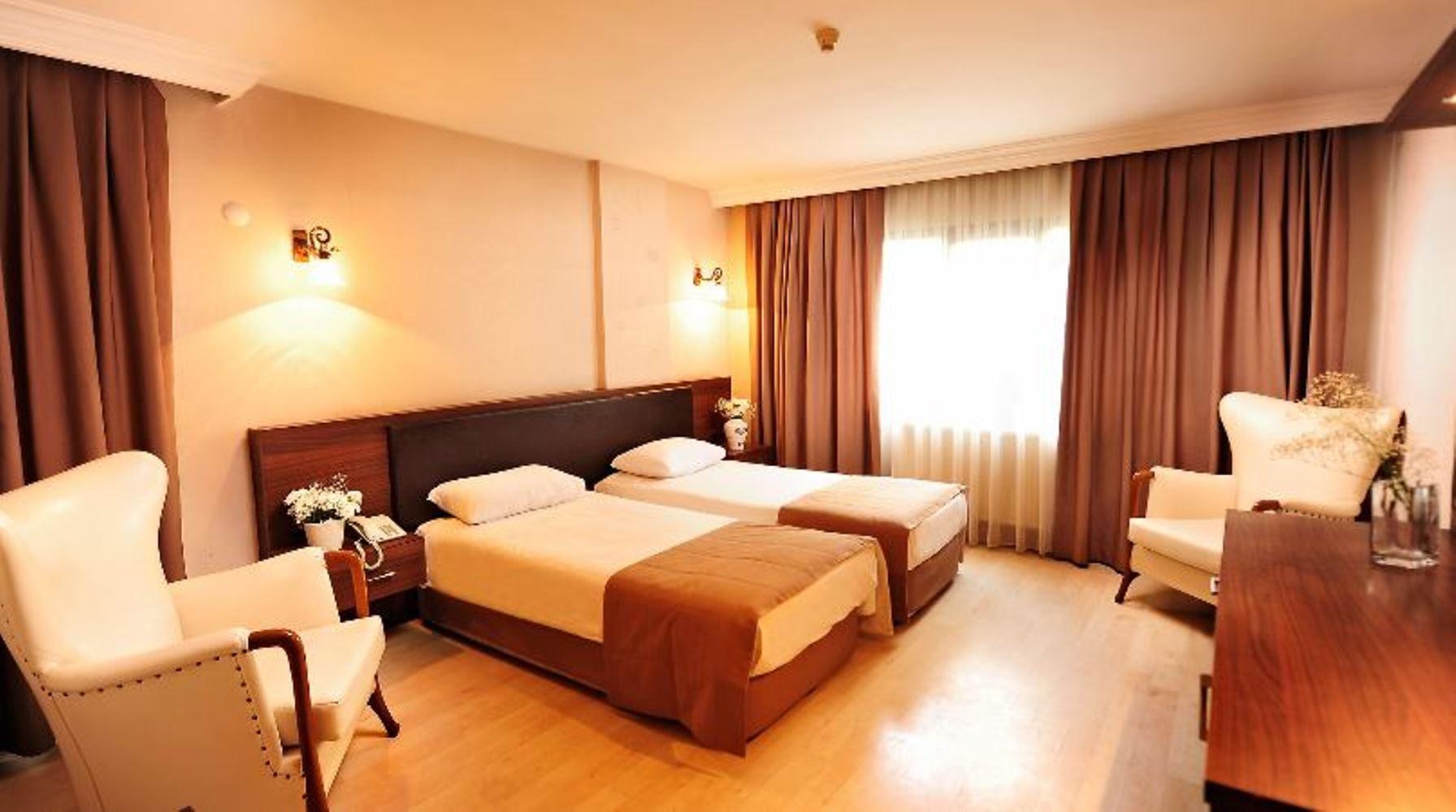 Uestuen Hotel Alsancak İzmir Eksteriør bilde