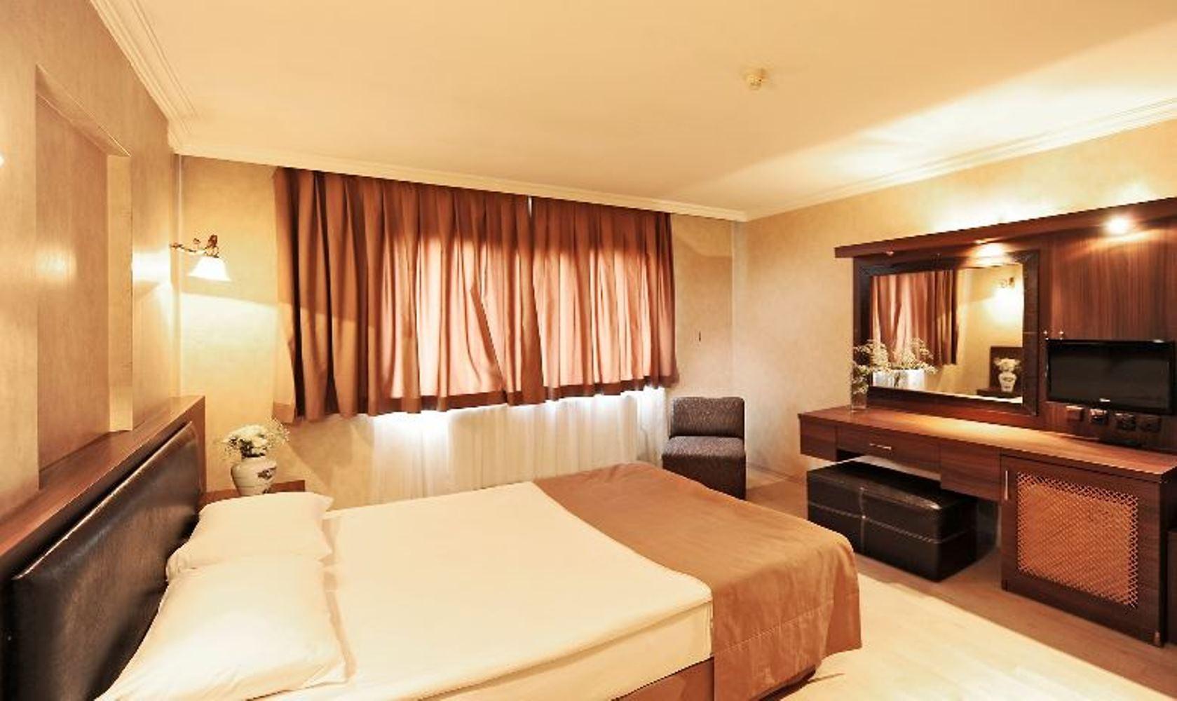 Uestuen Hotel Alsancak İzmir Eksteriør bilde