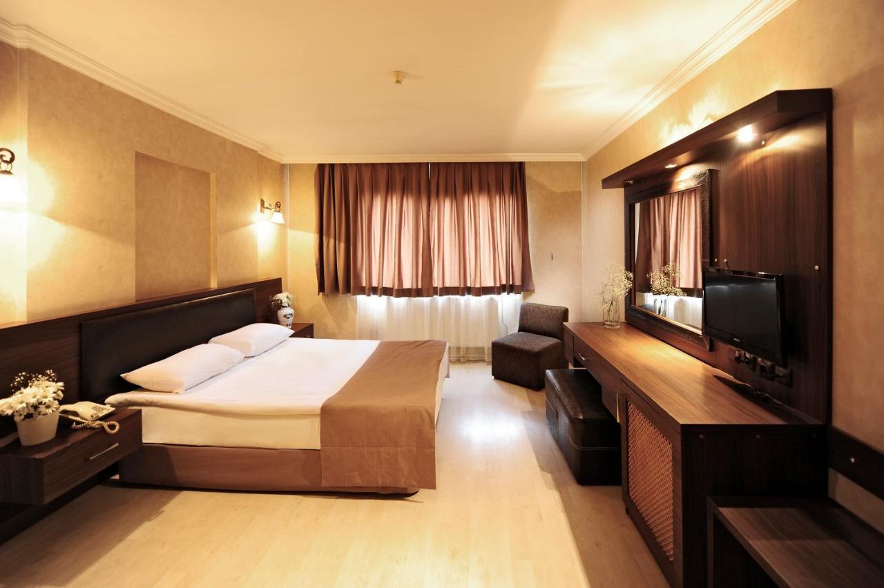 Uestuen Hotel Alsancak İzmir Eksteriør bilde